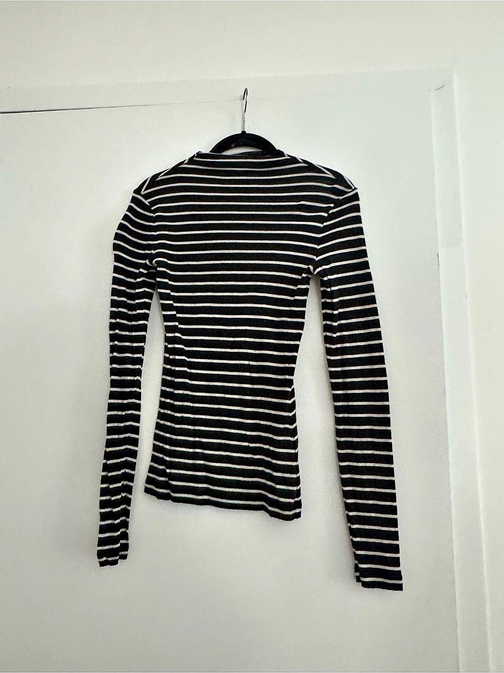 & Other Stories Striped Long Sleeve Top in Black & White Like New